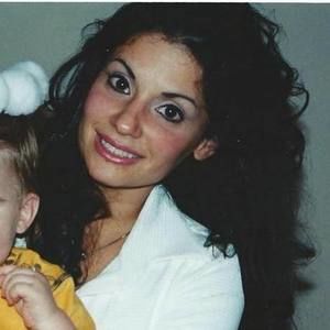 Meet your Posher, Caroline